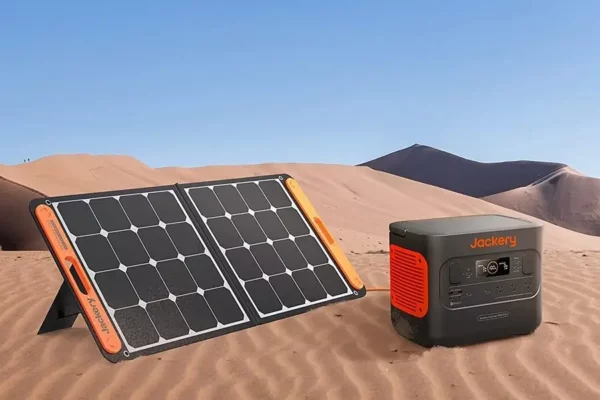 Powerstation mit Solarpanel