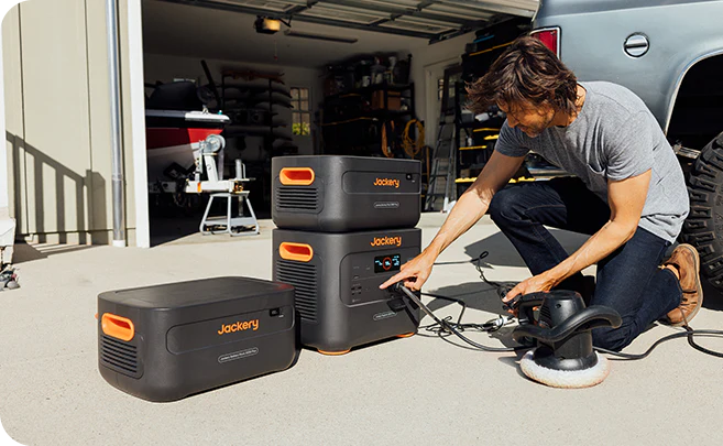 Jackery-Explorer-2000-Plus---11