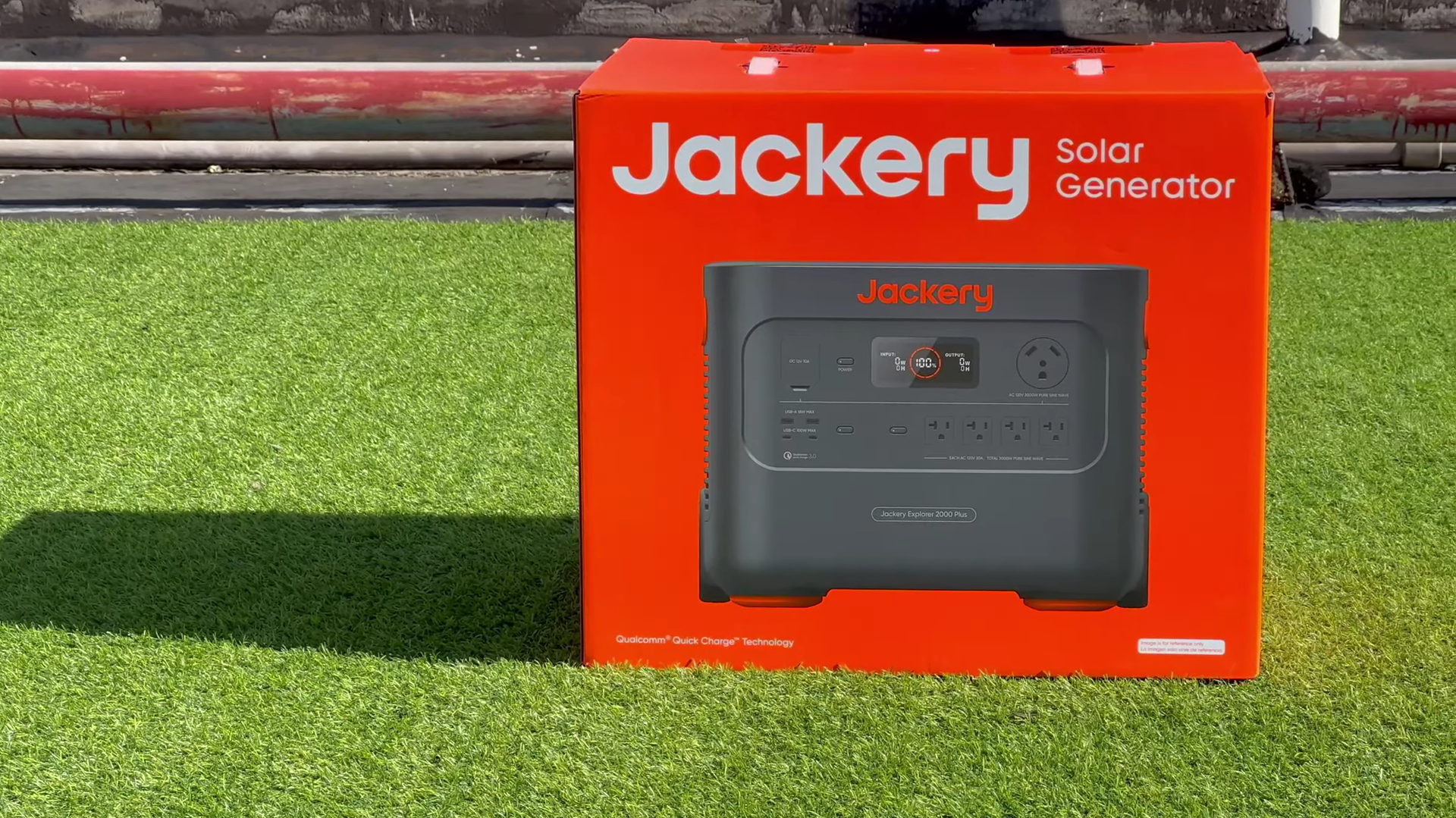 Jackery-Explorer-2000-Plus---15